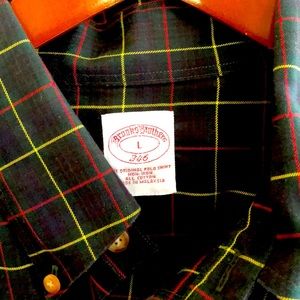Brooks Brothers size L All Cotton NON-IRON shirt